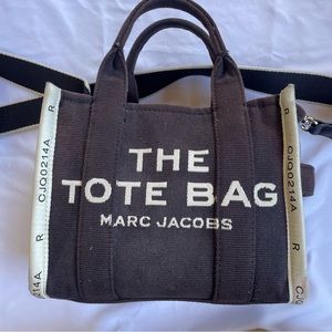 The jacquard  mini tote bag by Marc Jacob.